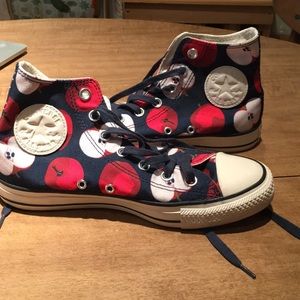Teacher Converse! Apple high tops 🍎